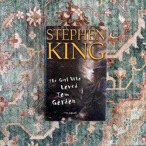 The Girl Who Loved Tom Gordon by Stephen King